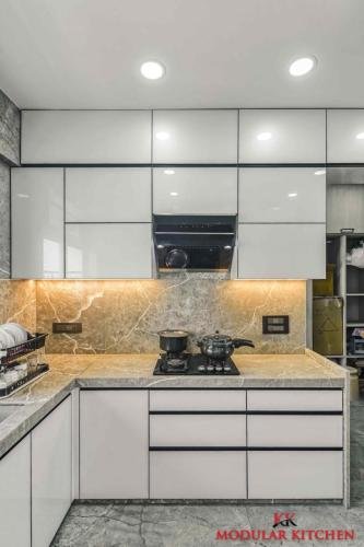 L Shape Platform With White And Balck Combination With Appliances