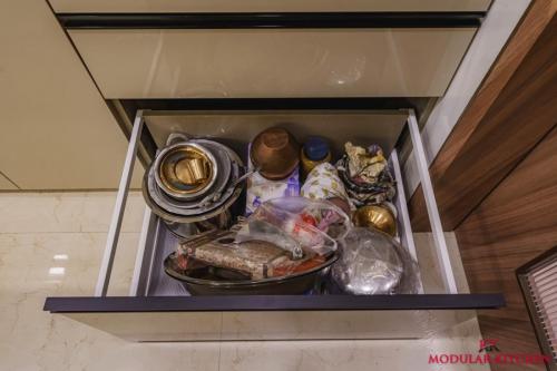 Completed-full-interior-work-in-Ruparel-Boiwada-Dadar-KK-Modular-Kitchens-and-Interior-design-in-Mumbai-Best-Modular-Kitchen-and-interior-designing-11