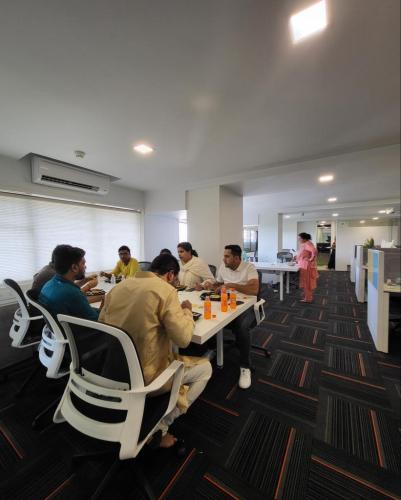 commercial-interior-designers-in-mumbai-Design-your-oofices-from-KK-Modular-Kitchens-and-Interior-in-Mumbai-32